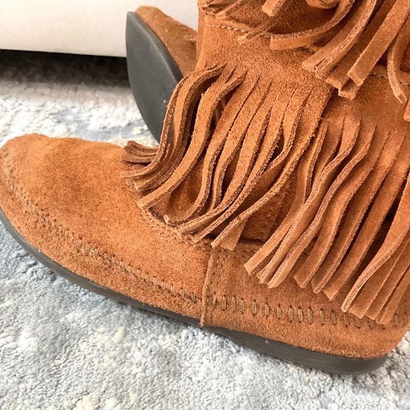 Brown Suede Western Boho Moccasin 3-Layer Fringe Boots Sz 9 - Picture 13 of 16